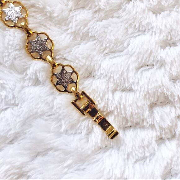 Gold Multi Stars Chain Bracelet - Picture 7 of 8